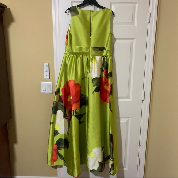 NWT Donna Karan New York Printed V-neck Floral Mikado Gown 14 Formal Wedding - Picture 10 of 16